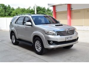 Toyota Fortuner 3.0 (ปี 2012) V SUV AT รูปที่ 1